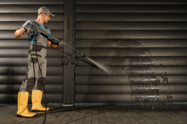 Cost of Garage Power Washing in Baton Rouge