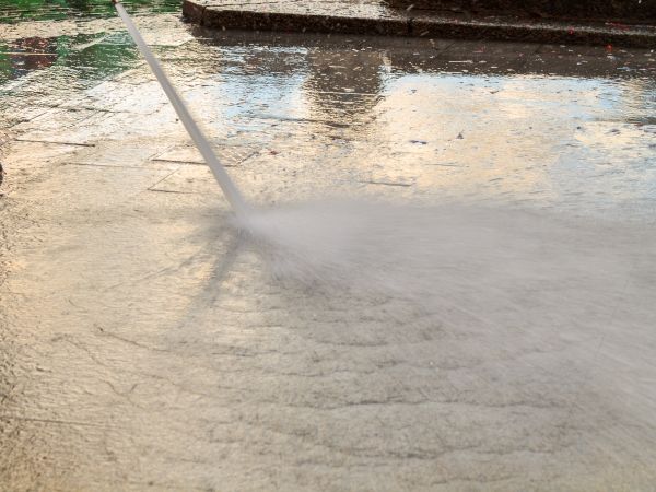 Cost of Pavement Cleaning Service in Baton Rouge