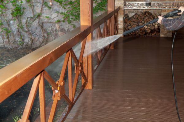 Porch Dirt Removal in Baton Rouge