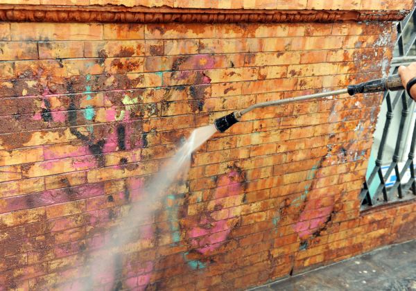 Brick Graffiti Cleaning in Baton Rouge
